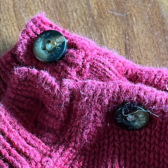 Tommy Hilfiger Red Knit Sweater with Flag Design 12-18 month size - Picture 5 of 7